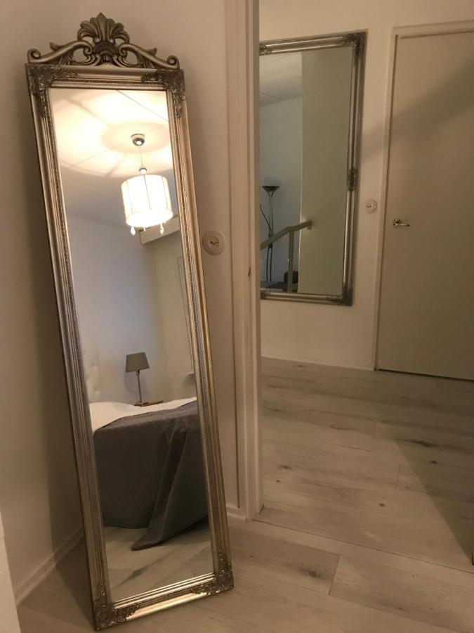 Tyylikaes Rivitaloasunto Lohjalla Exterior foto